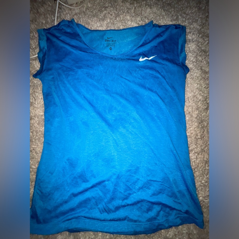 Blue dryfit Nike shirt, very light and thin size XS